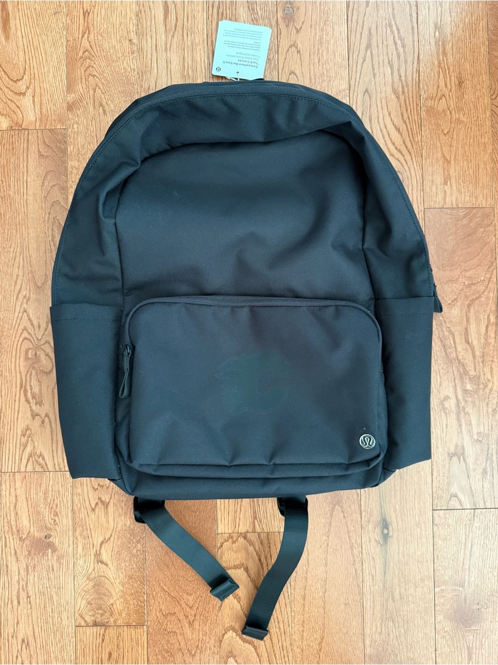 Lululemon NWT black Everywhere Backpack 22L Tech Canvas Calgary Flames